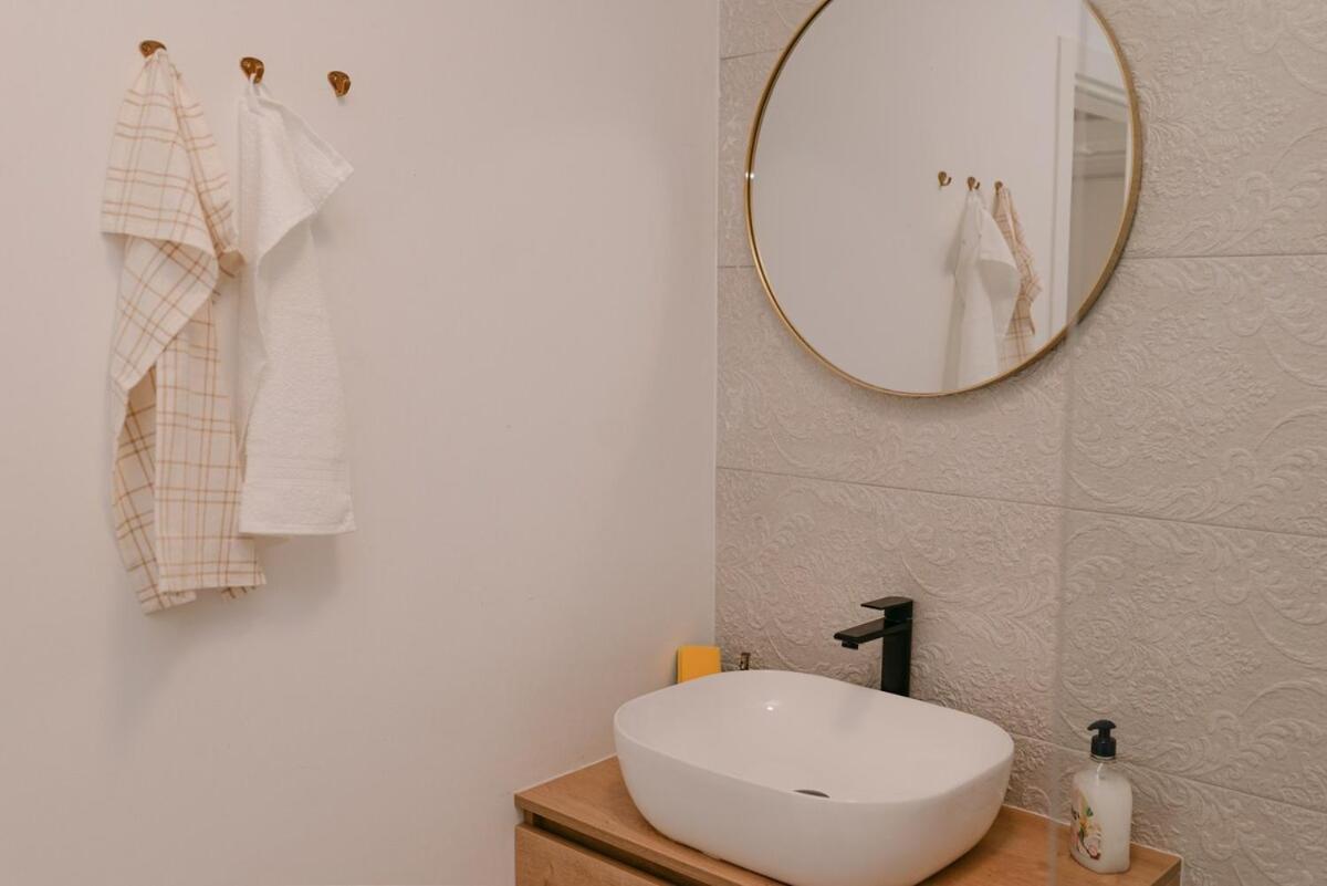 2Nd Hvar Home Apartments Хвар Екстериор снимка