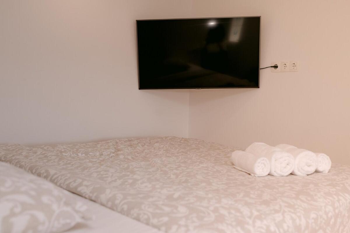 2Nd Hvar Home Apartments Хвар Екстериор снимка
